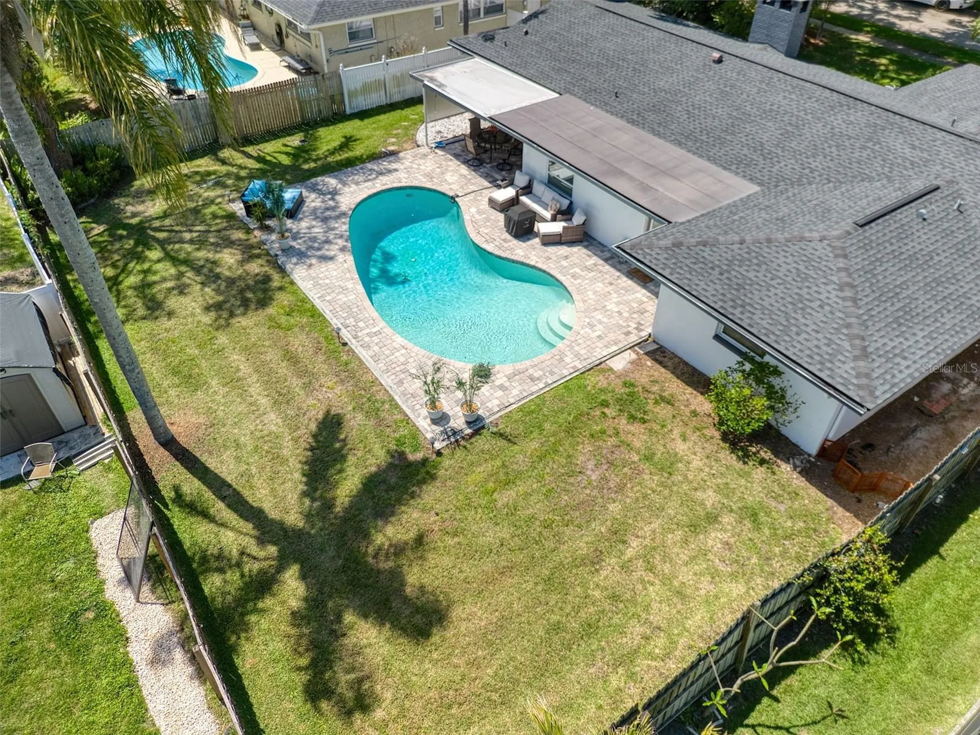 1871 Del Robles Terrace Clearwater FL 33764