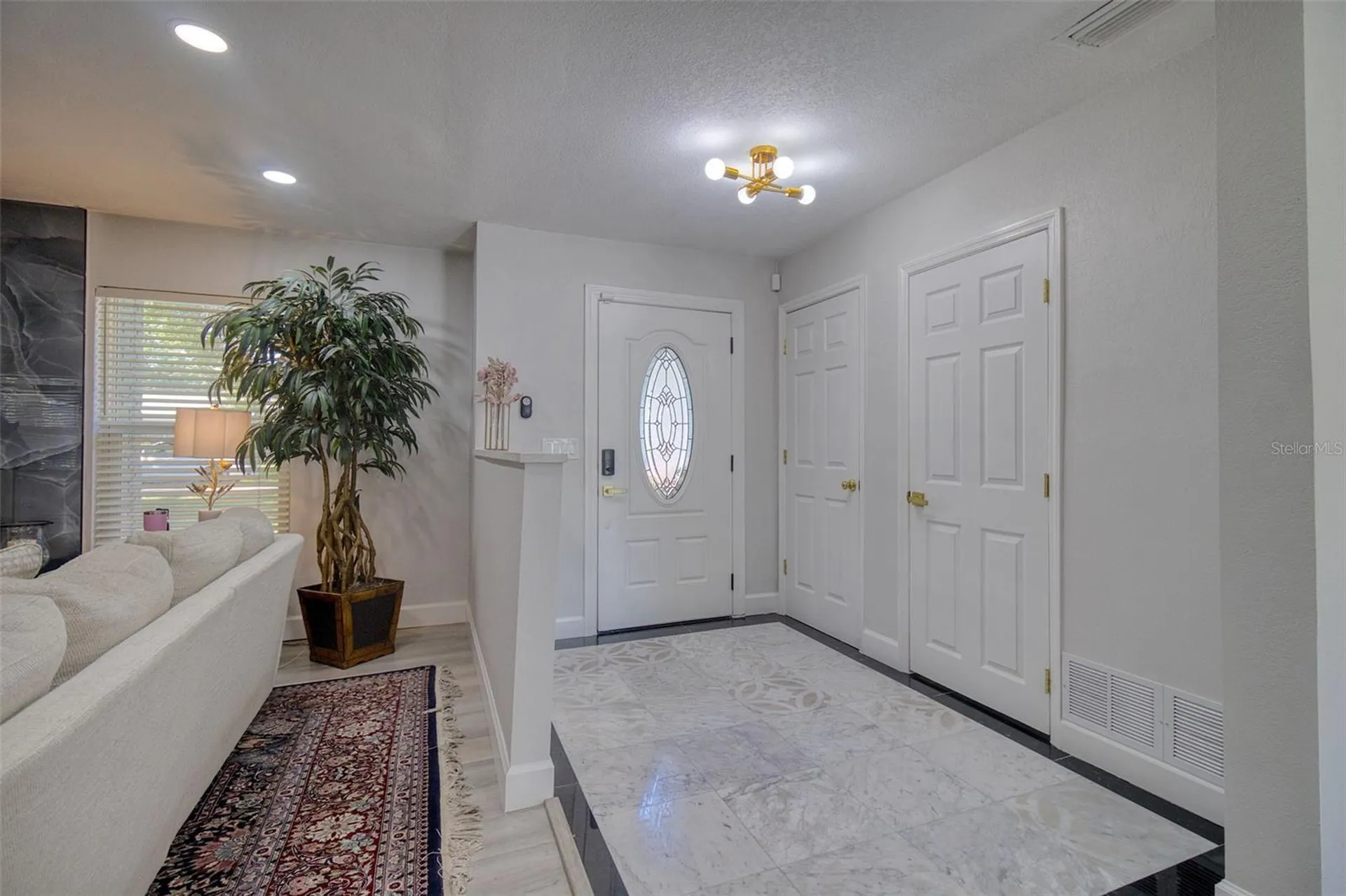 1871 Del Robles Terrace Clearwater FL 33764