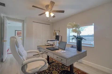 1871 Del Robles Terrace Clearwater FL 33764