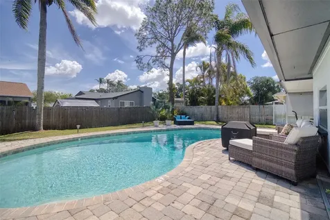 1871 Del Robles Terrace Clearwater FL 33764