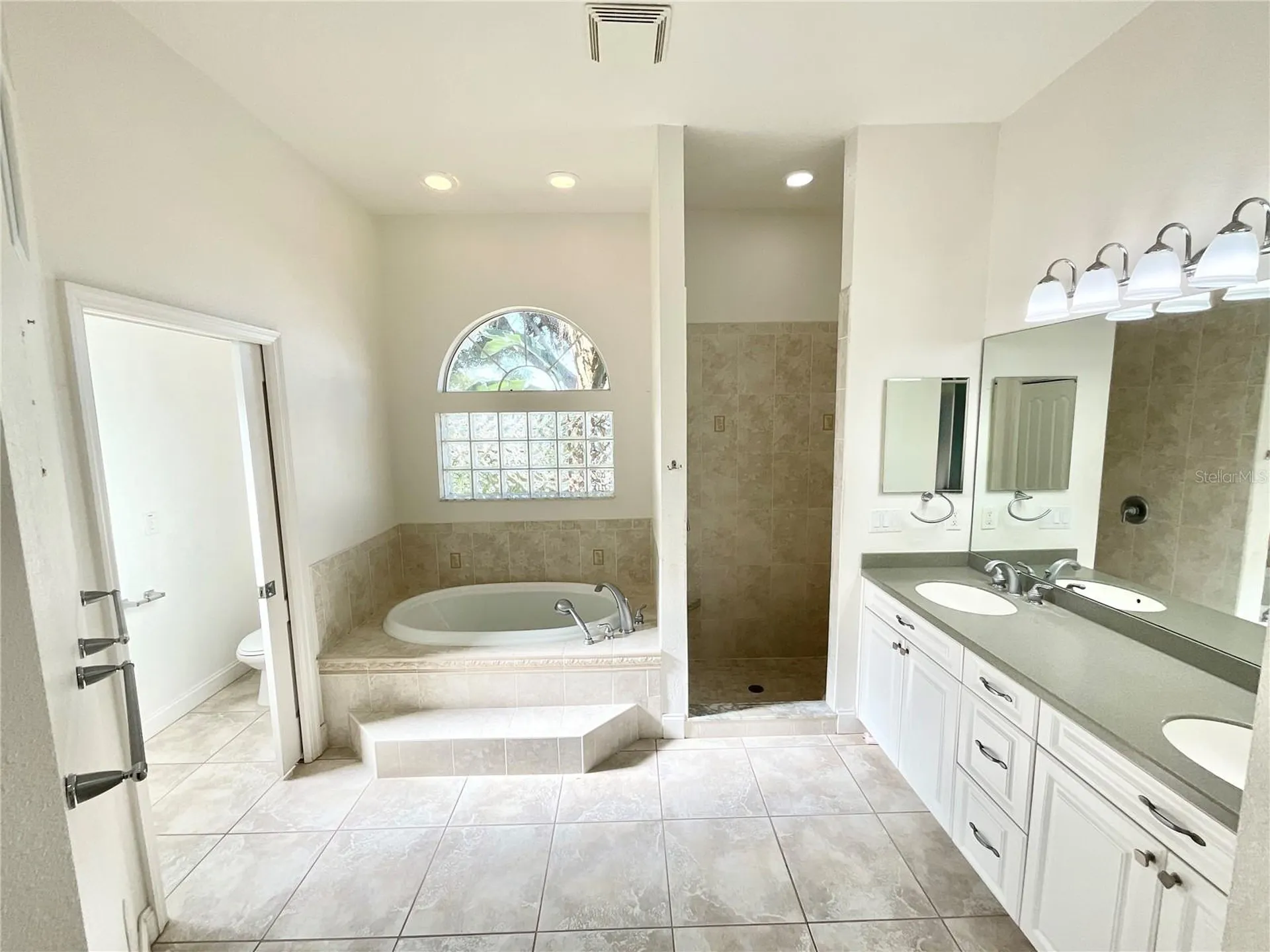 1828 Osprey Lane Lutz FL 33549