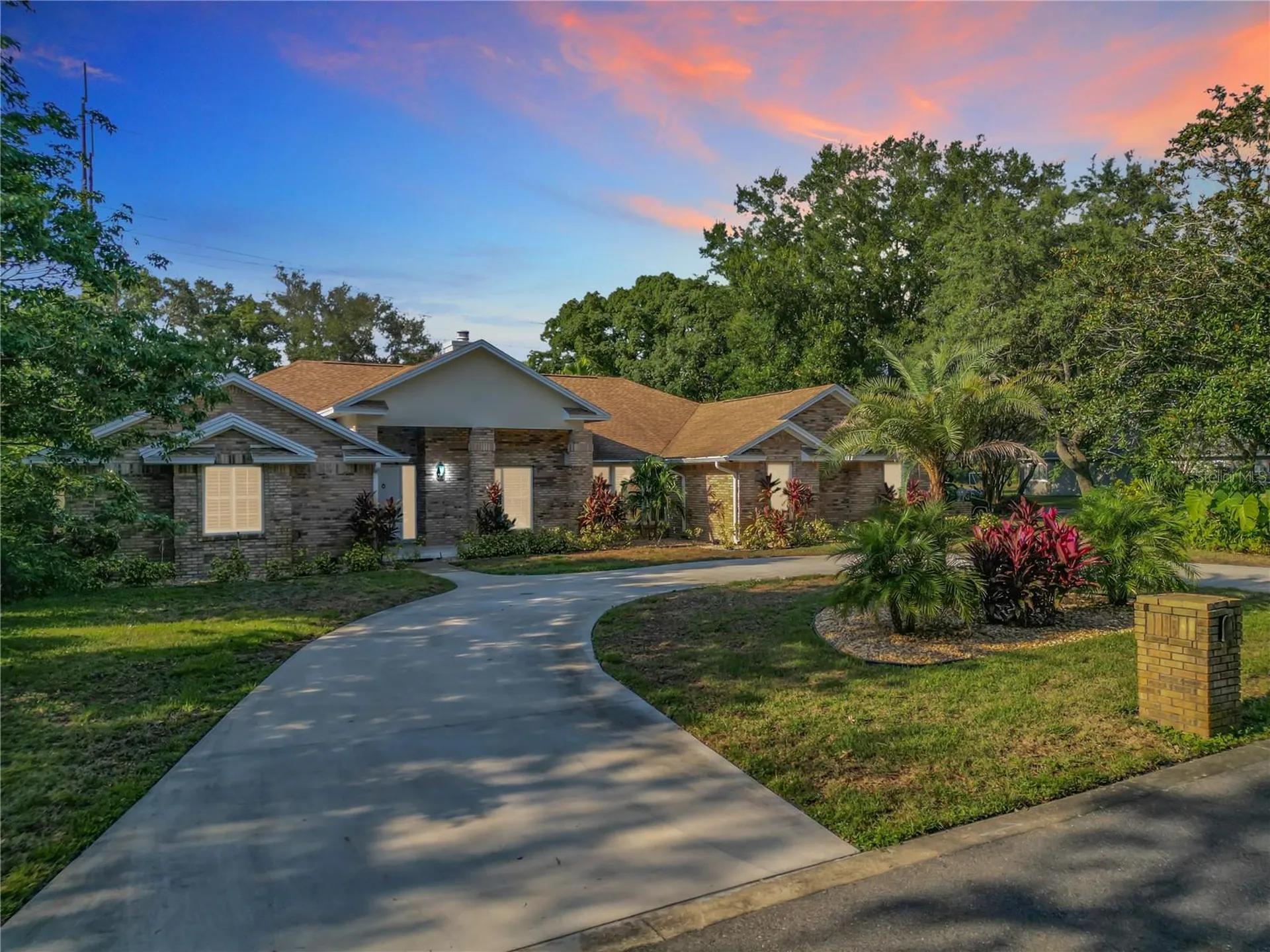 8707 Fernwicke Court Orlando FL 32819