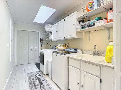 8707 Fernwicke Court Orlando FL 32819