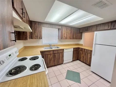 17 Jamaica Street Homosassa FL 34446
