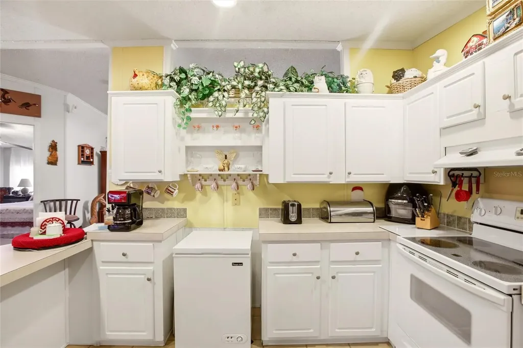 184 W Manatee Loop Punta Gorda FL 33950