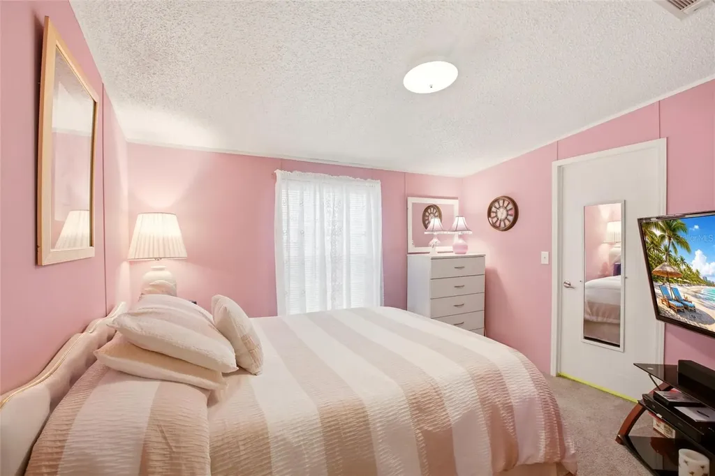 184 W Manatee Loop Punta Gorda FL 33950