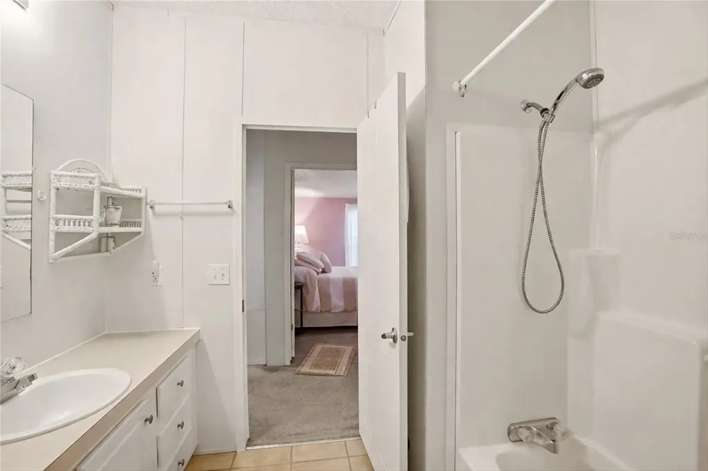 184 W Manatee Loop Punta Gorda FL 33950