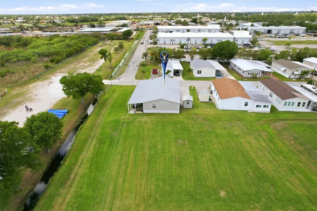 184 W Manatee Loop Punta Gorda FL 33950