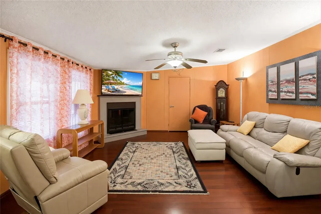 184 W Manatee Loop Punta Gorda FL 33950