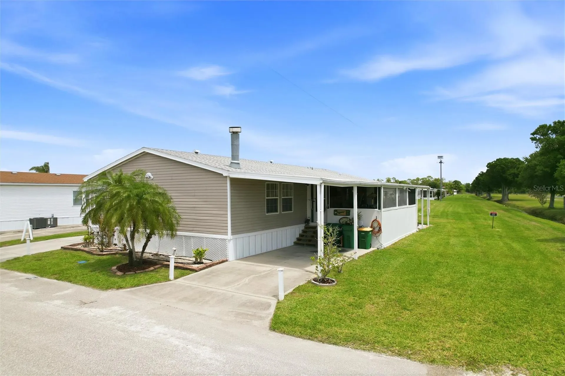 184 W Manatee Loop Punta Gorda FL 33950