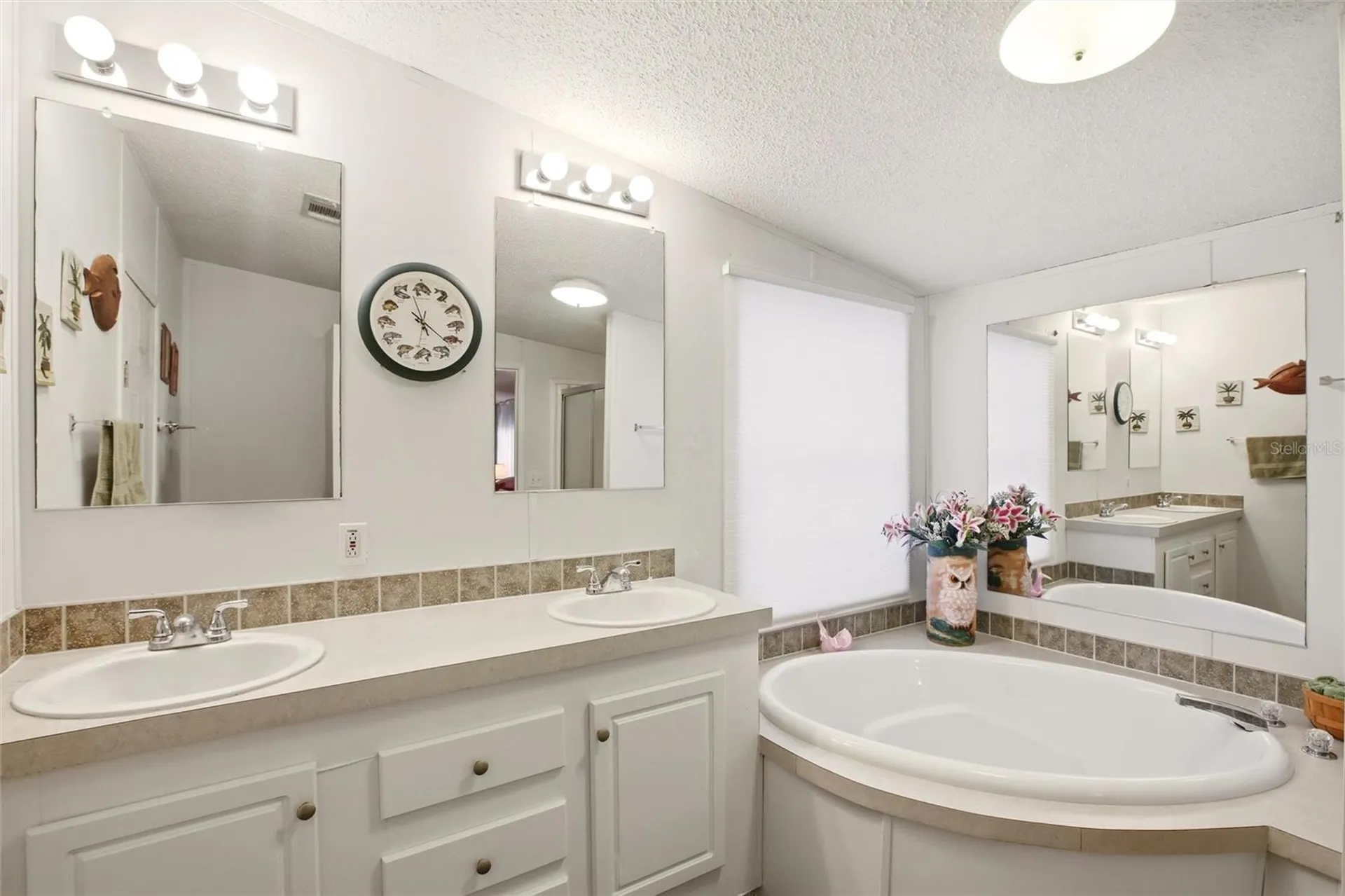 184 W Manatee Loop Punta Gorda FL 33950