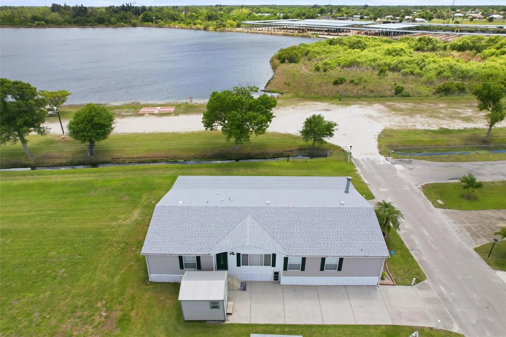 184 W Manatee Loop Punta Gorda FL 33950