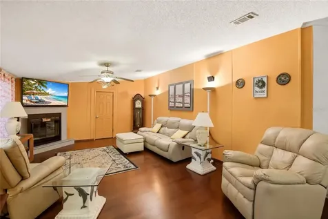 184 W Manatee Loop Punta Gorda FL 33950
