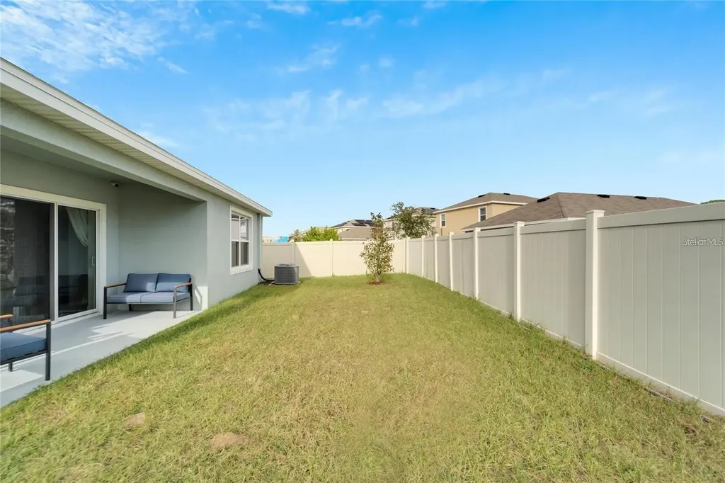 17040 Wave Tressle Place Wimauma FL 33598