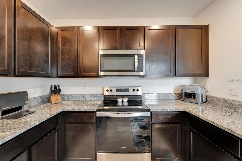 17040 Wave Tressle Place Wimauma FL 33598