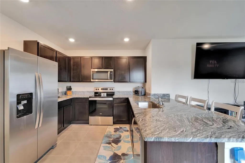 17040 Wave Tressle Place Wimauma FL 33598