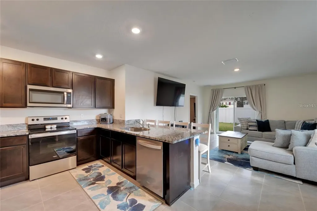 17040 Wave Tressle Place Wimauma FL 33598