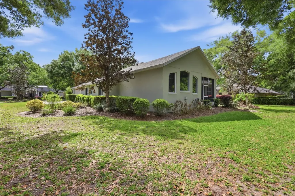 1014 Marjorie Rawlings Drive Deland FL 32720