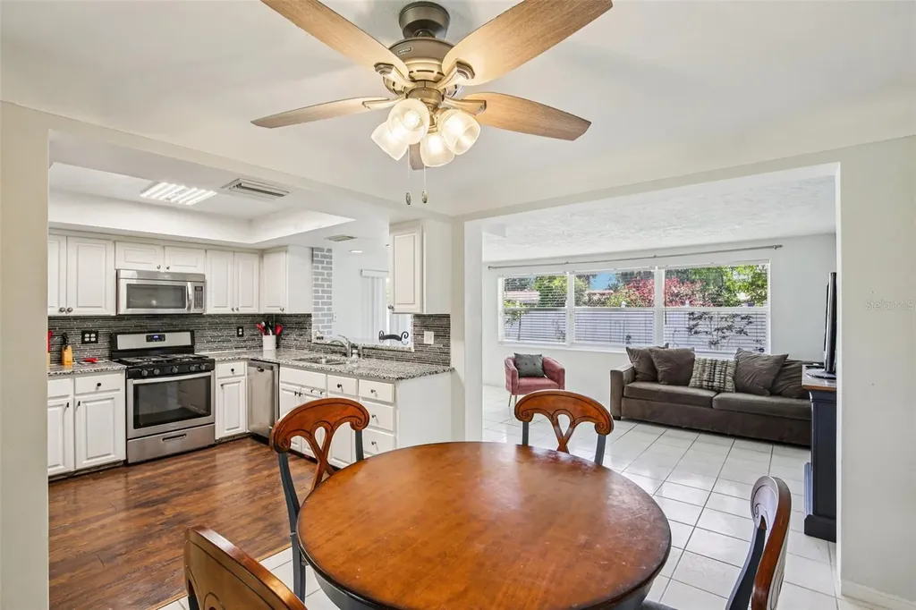 1546 66th Avenue S St Petersburg FL 33705