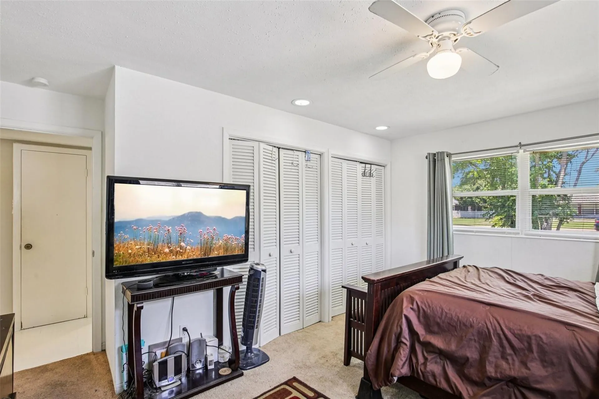 1546 66th Avenue S St Petersburg FL 33705