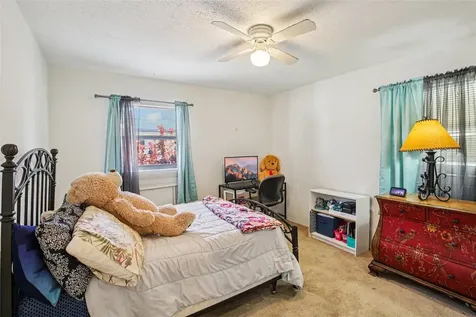 1546 66th Avenue S St Petersburg FL 33705