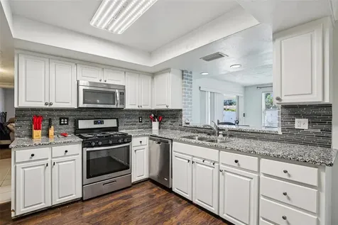 1546 66th Avenue S St Petersburg FL 33705