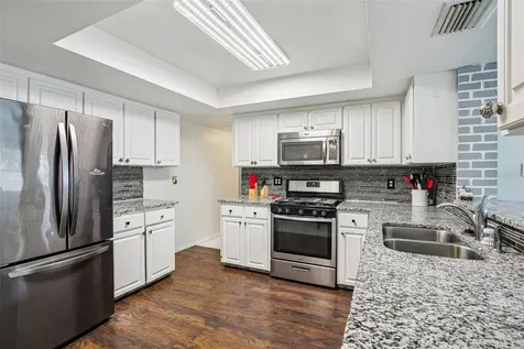 1546 66th Avenue S St Petersburg FL 33705