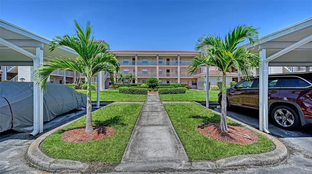 6505 Stone River Road Bradenton FL 34203