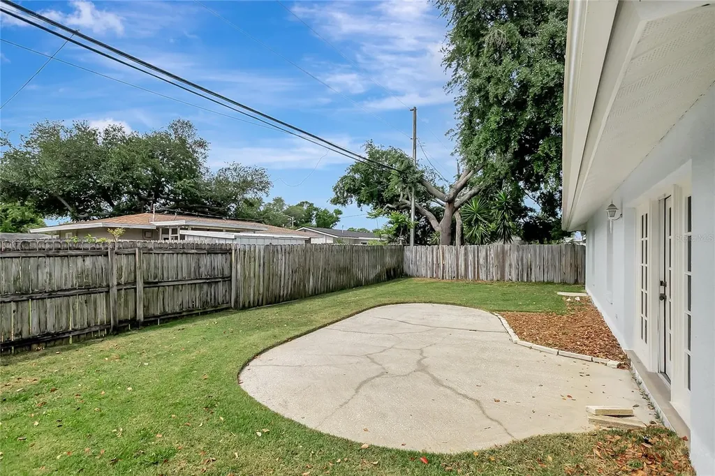 11326 81st Place Seminole FL 33772