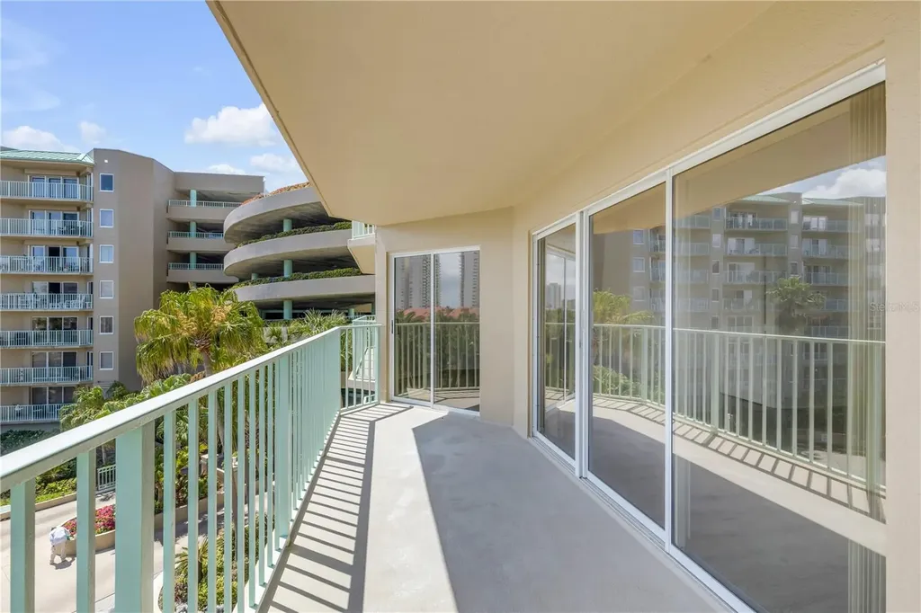 4 Oceans West Boulevard Daytona Beach FL 32118