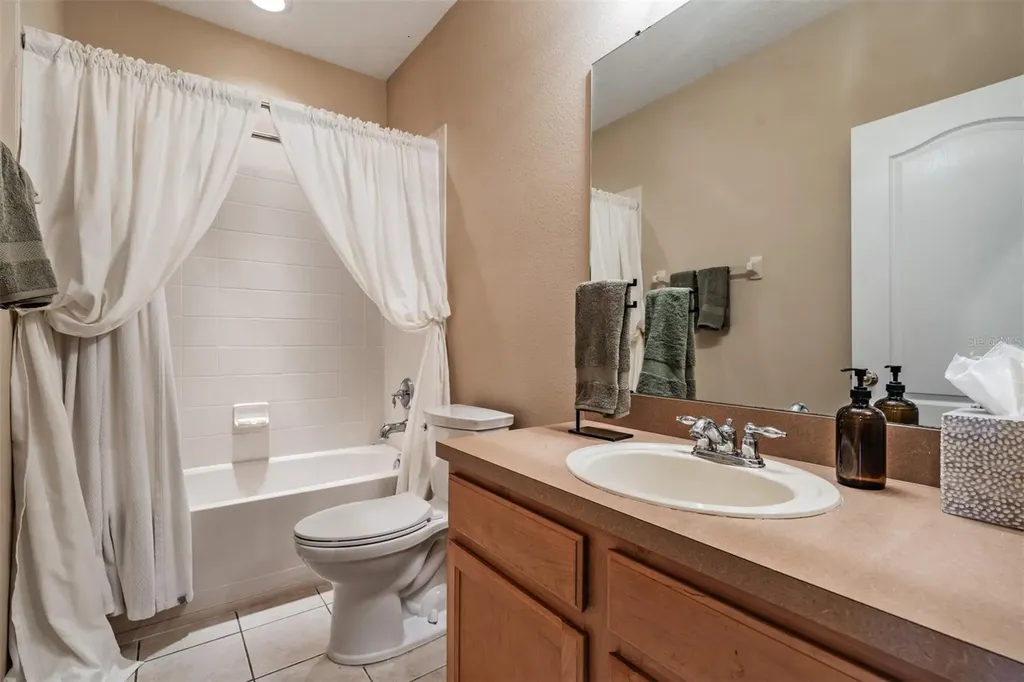 9904 Palermo Breeze Way Tampa FL 33619