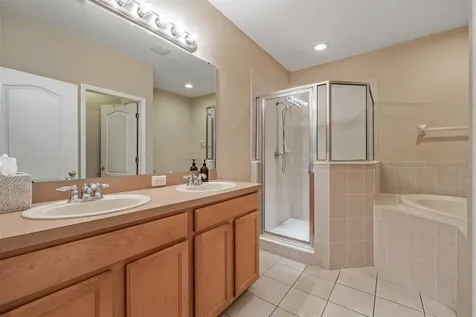 9904 Palermo Breeze Way Tampa FL 33619