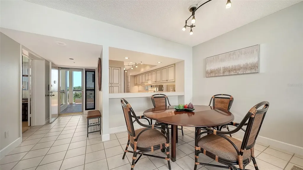 1932 Harbourside Drive Longboat Key FL 34228