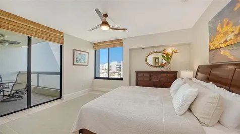 1932 Harbourside Drive Longboat Key FL 34228