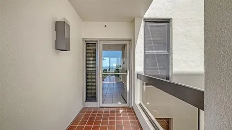 1932 Harbourside Drive Longboat Key FL 34228
