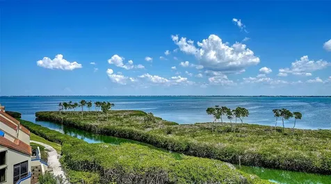 1932 Harbourside Drive Longboat Key FL 34228