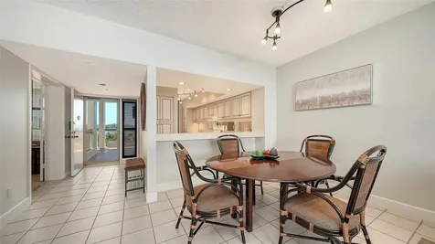 1932 Harbourside Drive Longboat Key FL 34228