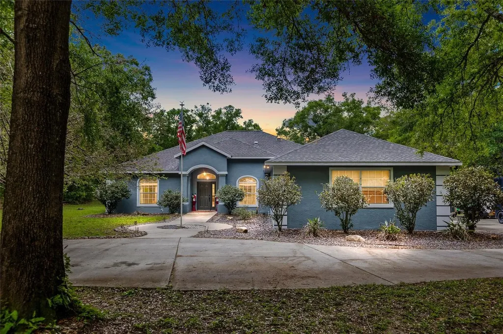 20130 SW 95th Street Dunnellon FL 34431