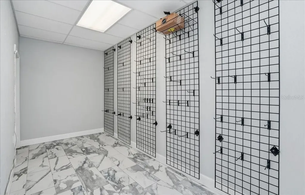 6321 Poter Sarasota FL 34240