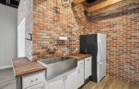 6321 Poter Sarasota FL 34240