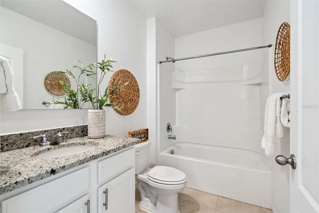 2810 Harmonia Hammock Road Harmony FL 34773