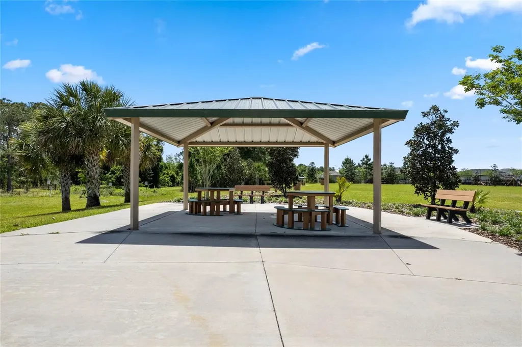 2810 Harmonia Hammock Road Harmony FL 34773