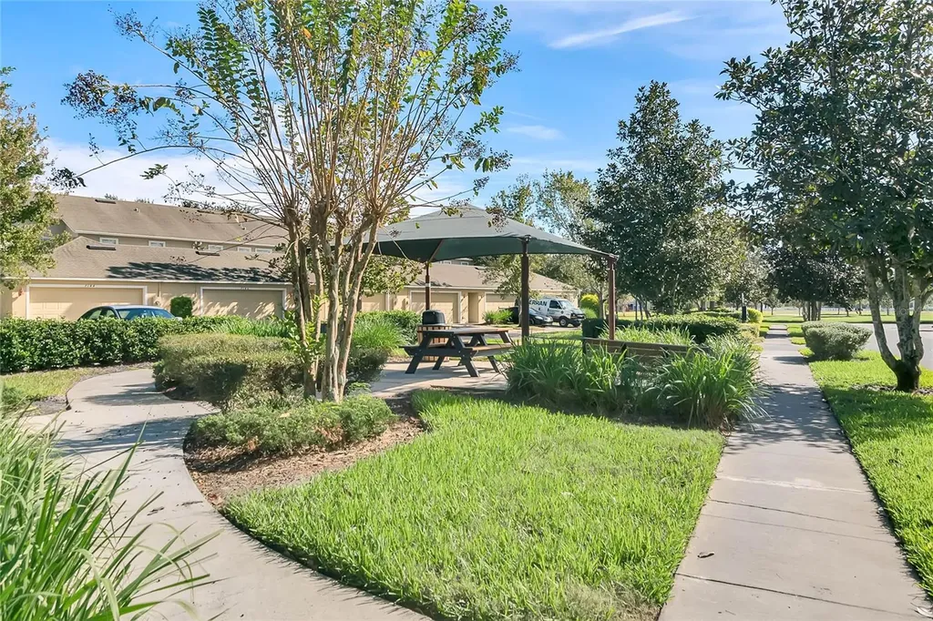 2810 Harmonia Hammock Road Harmony FL 34773