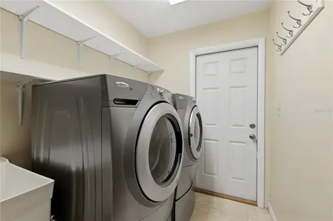 10062 121st Street Seminole FL 33772