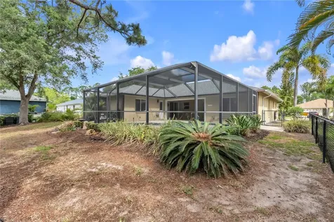 2114 49th Avenue E Bradenton FL 34203