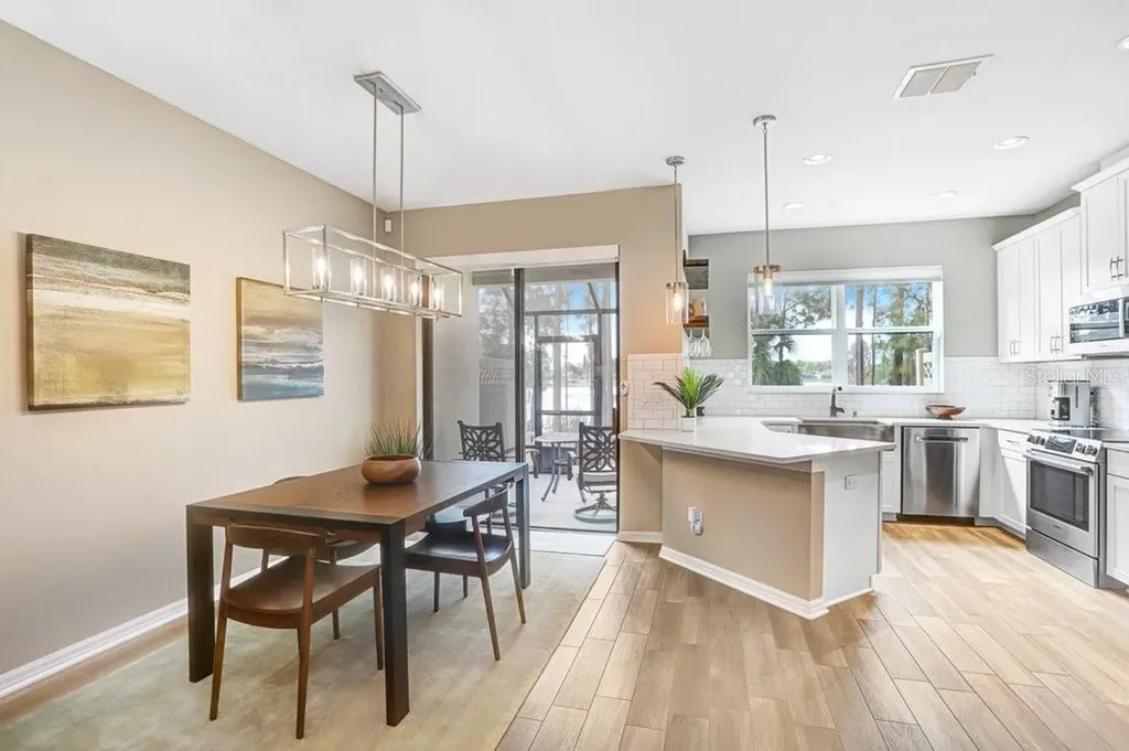 11404 Crowned Sparrow Lane Tampa FL 33626