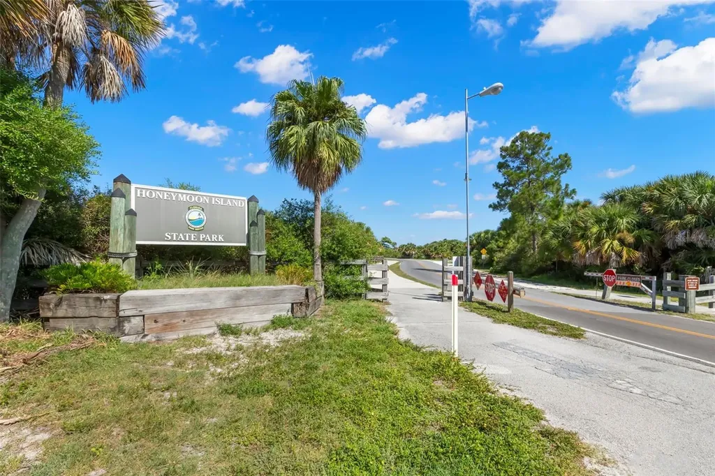 2686 Scobee Drive Palm Harbor FL 34683