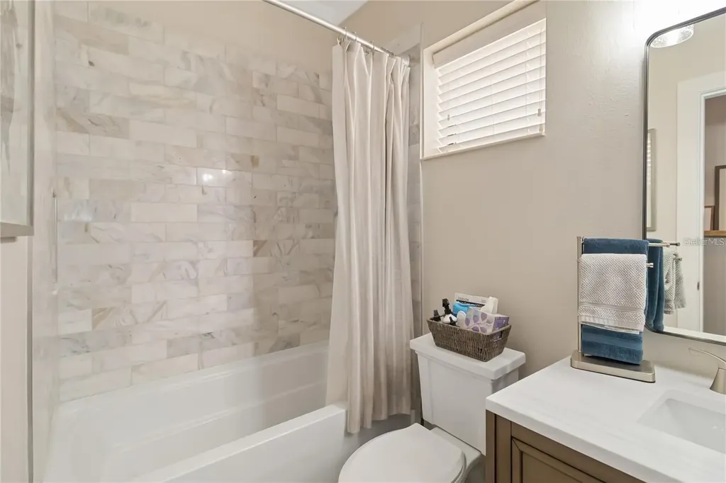 7242 Hamilton Road Bradenton FL 34209
