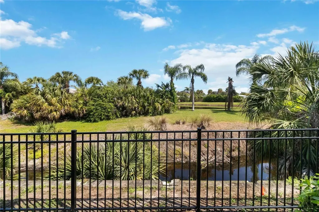 7242 Hamilton Road Bradenton FL 34209