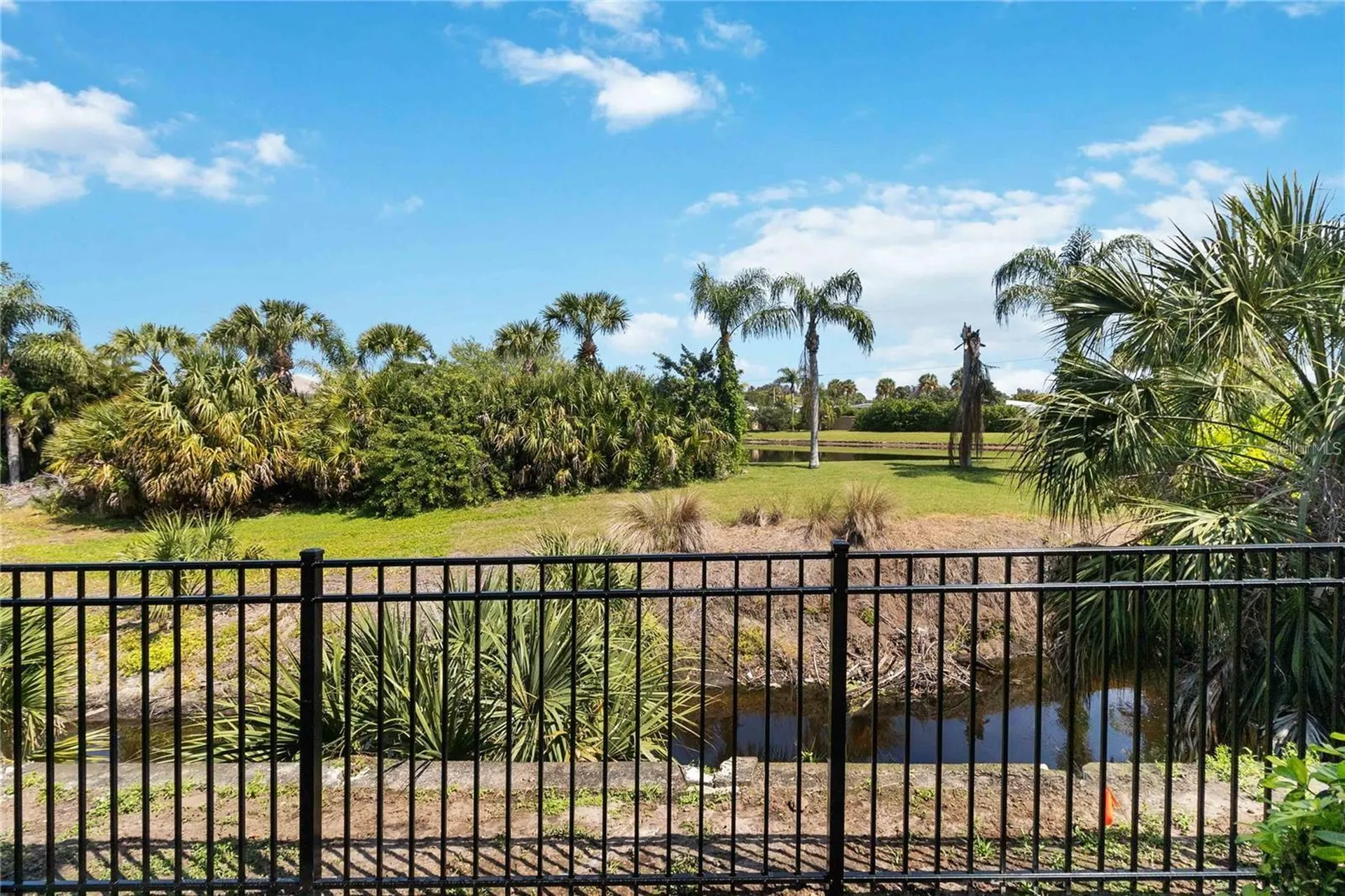 7242 Hamilton Road Bradenton FL 34209